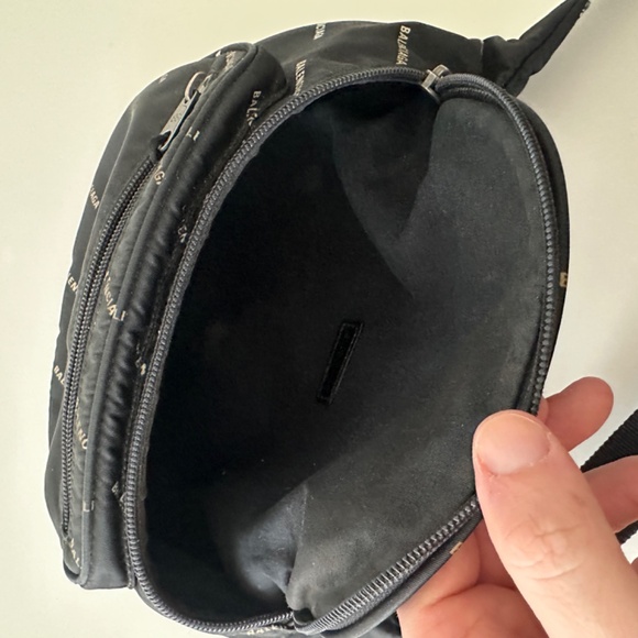 Balenciaga MEN'S EXPLORER BELTPACK IN BLACK with White Logo Nylon - Picture 9 of 9